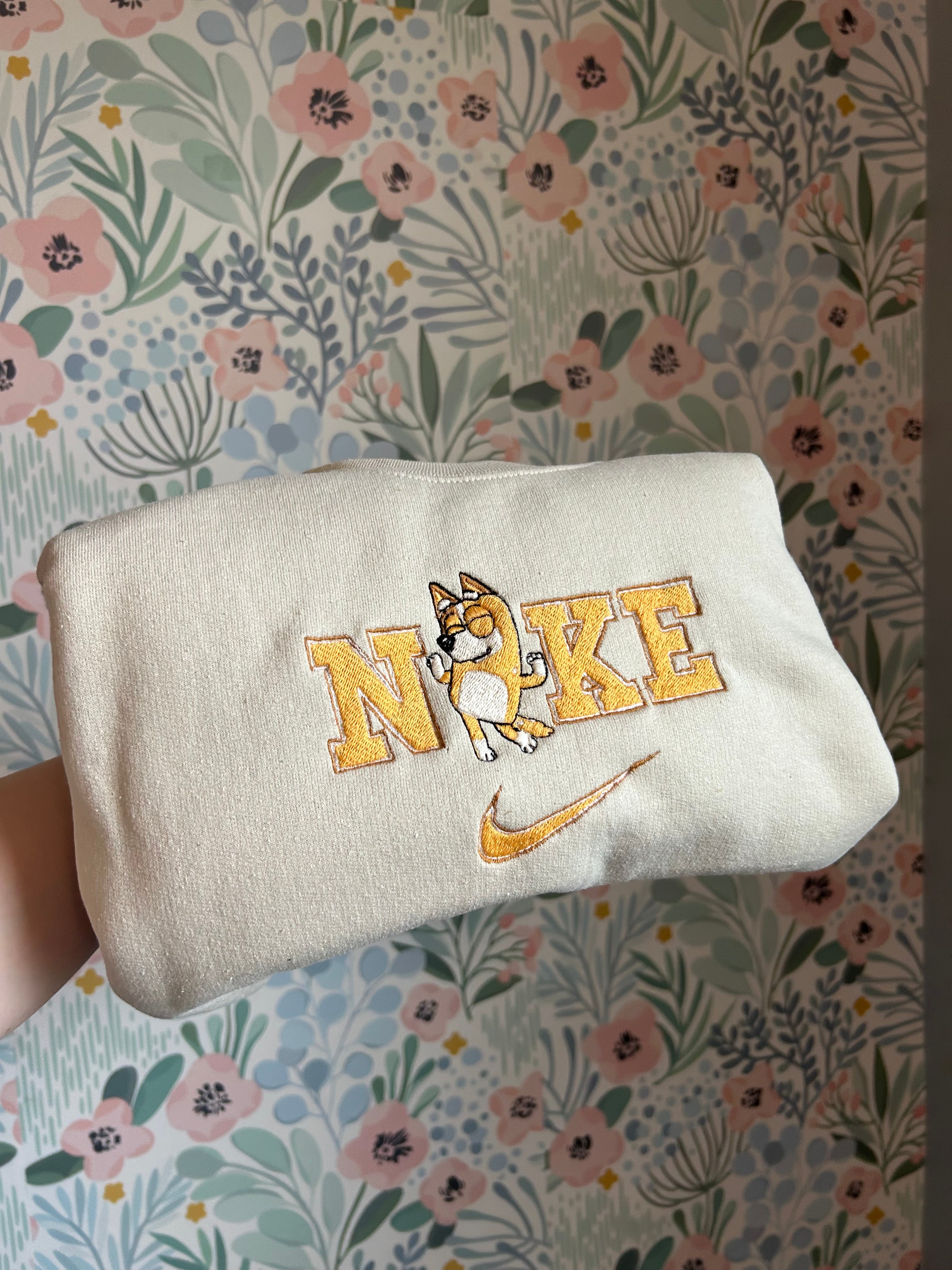 Mom Crewneck